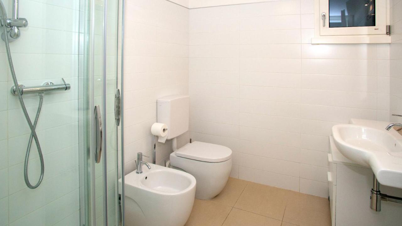Villa Riva Beachfront Lignano Sabbiadoro Luaran gambar
