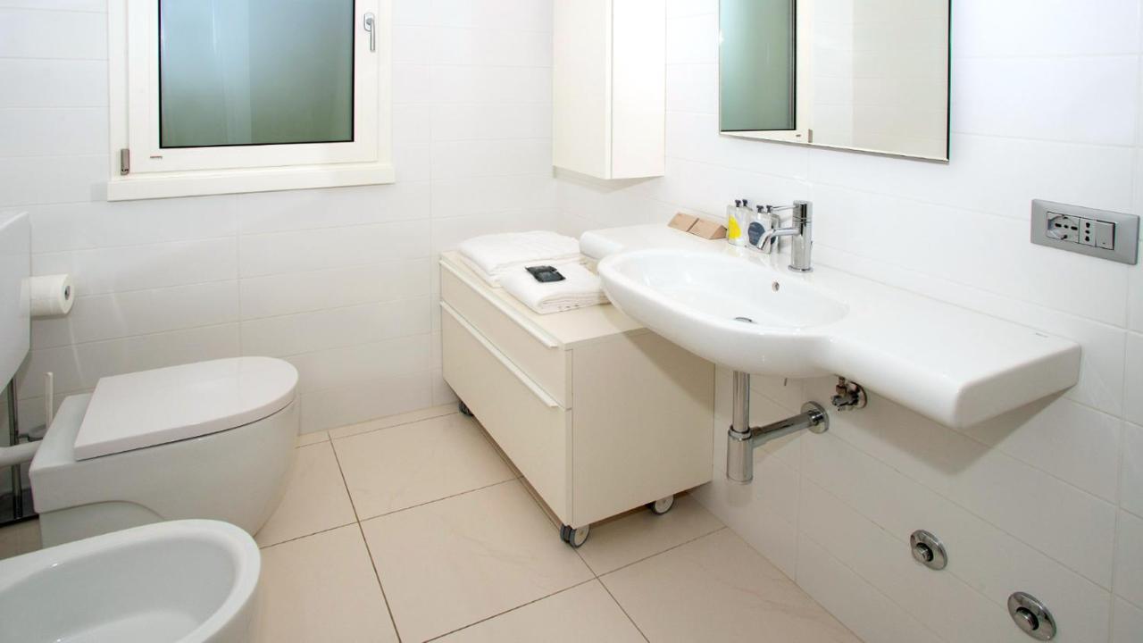 Villa Riva Beachfront Lignano Sabbiadoro Luaran gambar